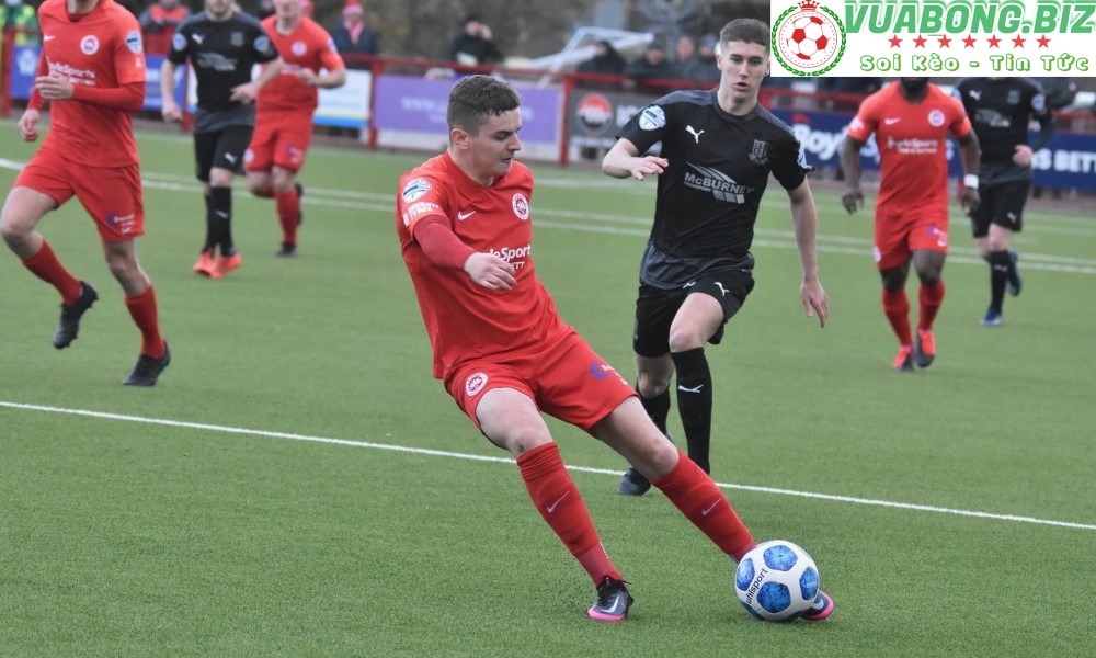 Soi Kèo Larne vs Ballymena United , 02H45 – 26/03/2022, VĐQG Ireland