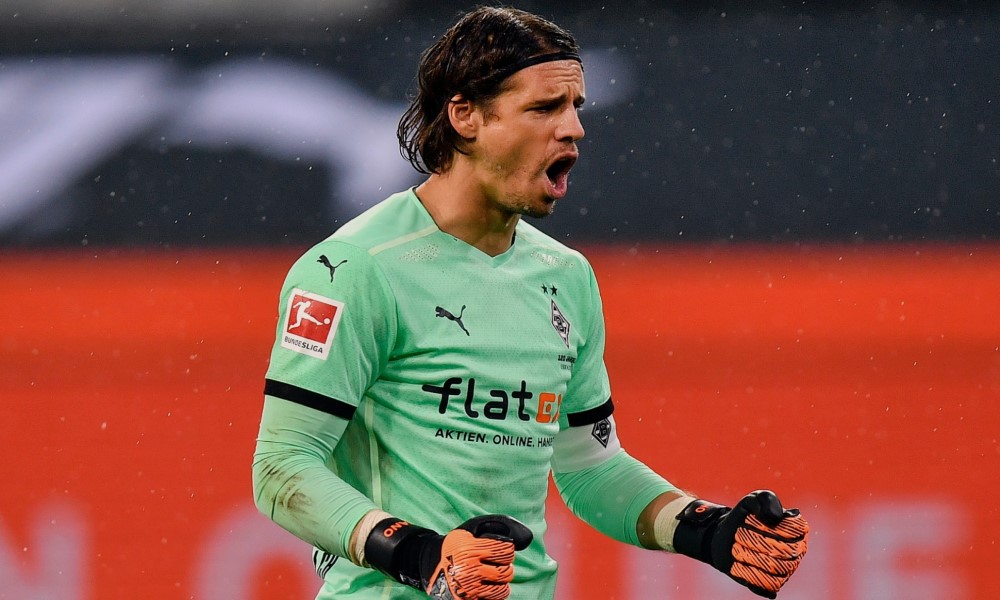 Manchester United quan tâm đến việc ký HĐ với Yann Sommer