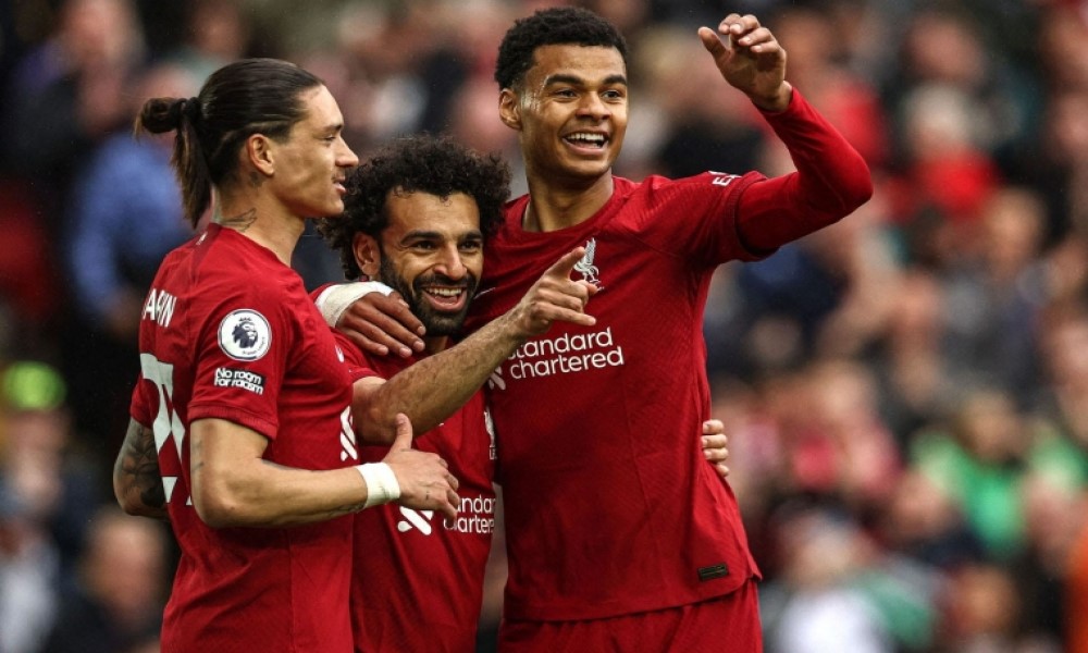 Salah tạo ra kỷ lục chưa từng có trong ngày giúp Liverpool tiến sát MU