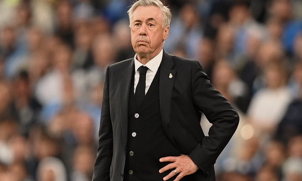 Ancelotti không lo lắng khi Real gặp khủng hoảng ở hàng thủ