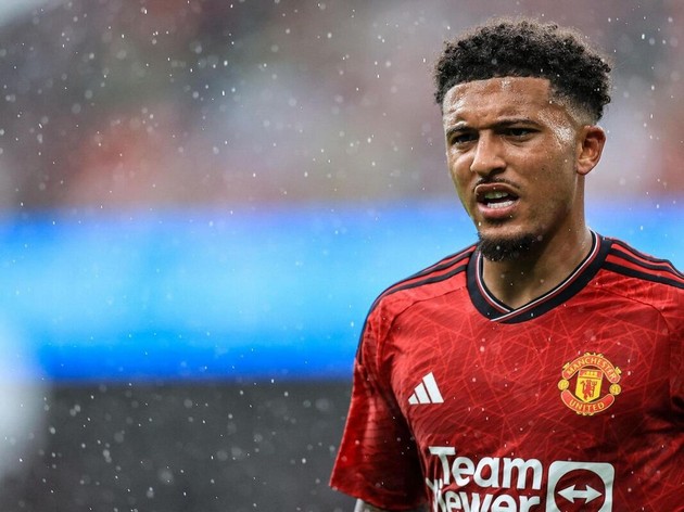 Sancho đang trên đường rời Man Utd