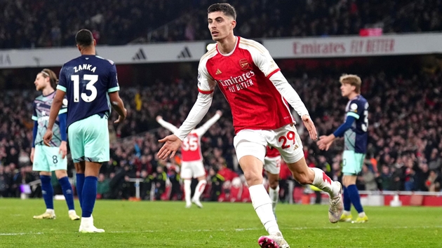 Muốn vô địch, Arsenal cần nhiều hơn những khoảnh khắc ngôi sao