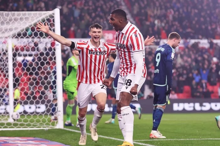 Soi Kèo Leeds vs Stoke, 02h45 ngày 06/03