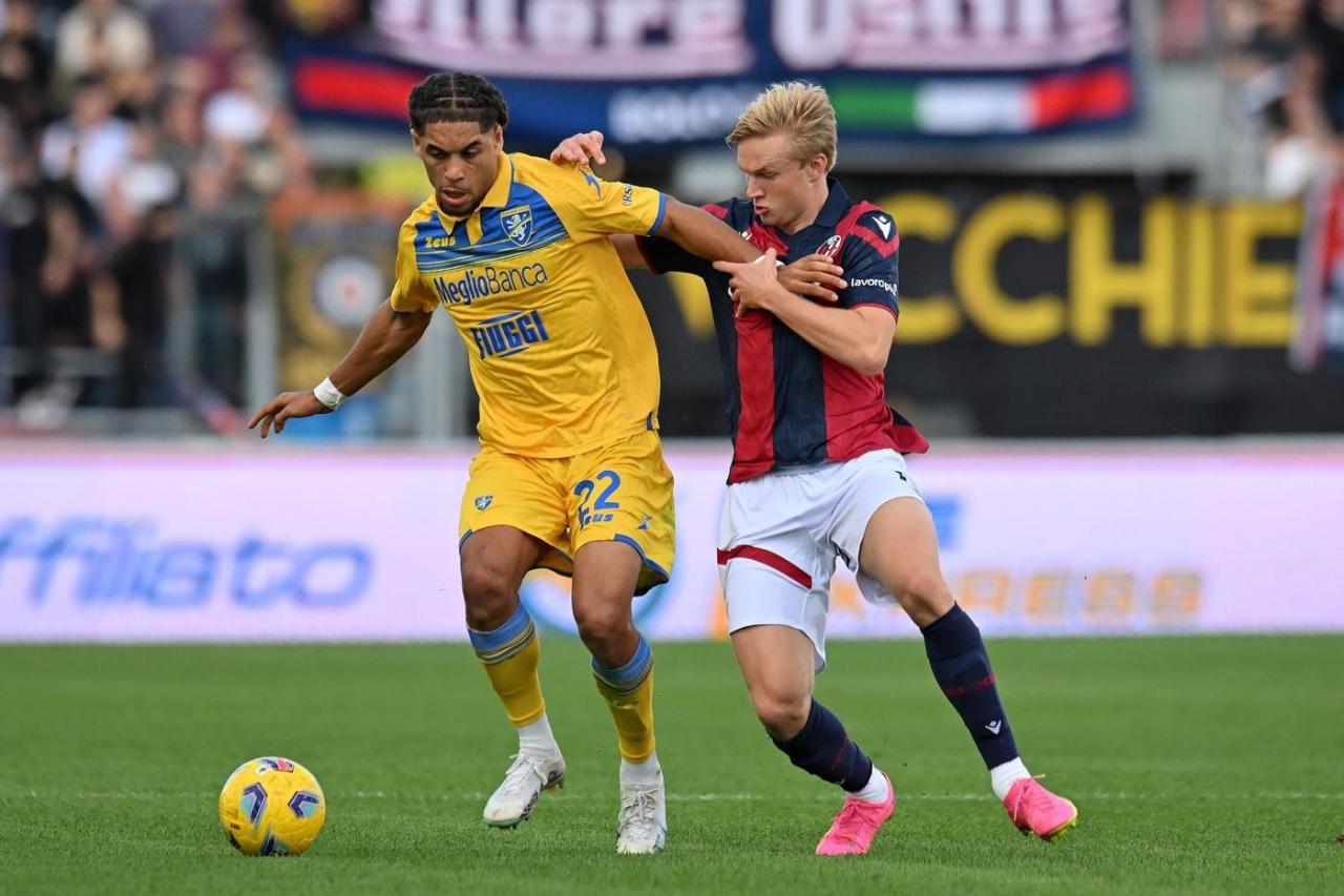 Soi Kèo Frosinone vs Bologna, 17h30 ngày 07/04