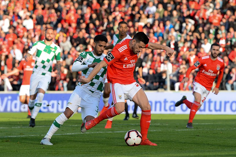 Dois golos anulados e dois golos a contar. Assim foi a primeira parte do  Moreirense-Benfica - I Liga - SAPO Desporto