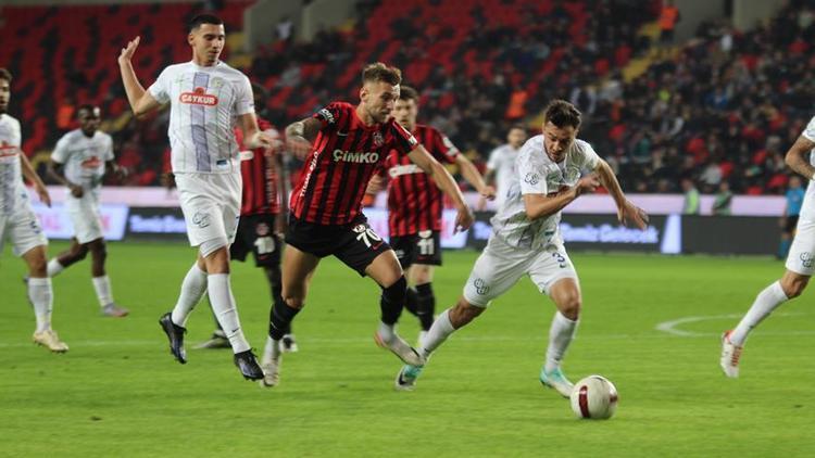 Gaziantep FK - Çaykur Rizespor maçında bir garip olay - Futbol Haberleri