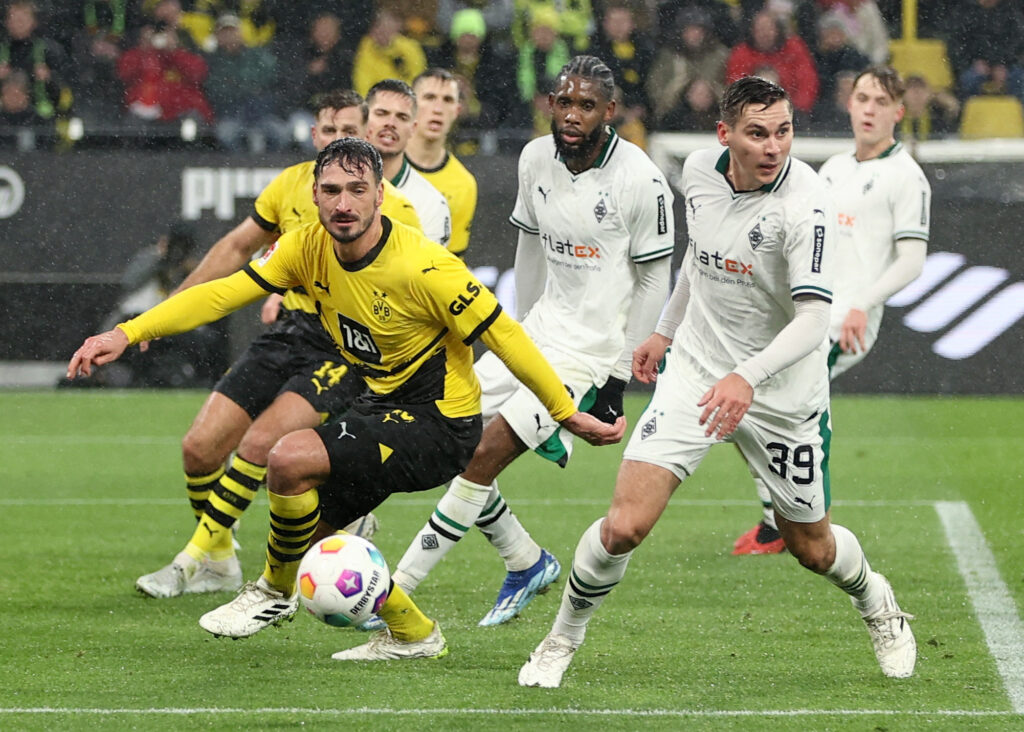 Nhận định soi kèo Gladbach vs Dortmund lúc 00h30 ngày 08/12/2024 - Xoilaczx