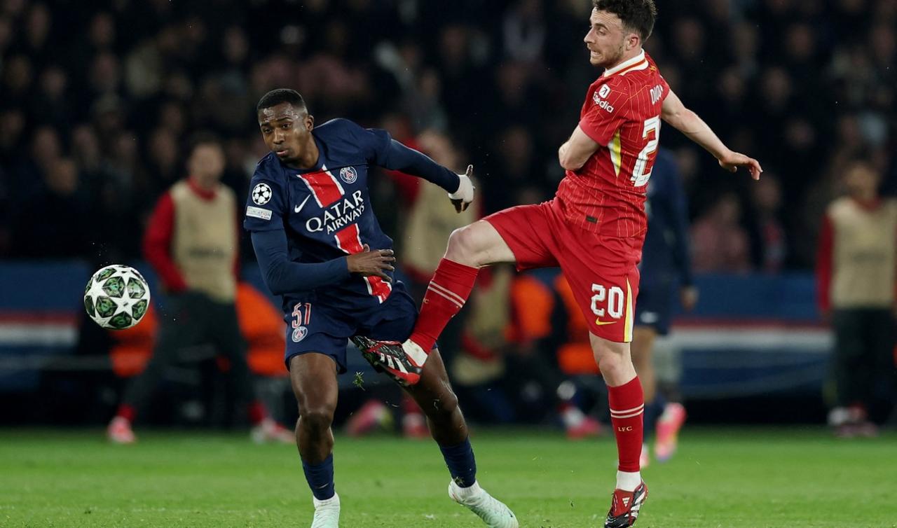 Golpe a la ilusión: el PSG de Willian Pacho cayó frente al Liverpool, por  la Champions League :: Olé Ecuador